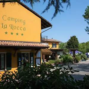 **** Campingplatz La Rocca Italien